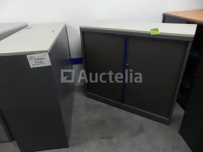 2 Lage kasten met luiken – kavel bij Auctelia, Saint-Gilles