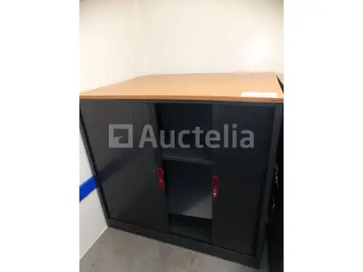 2 Lage kasten met luiken – kavel bij Auctelia, Saint-Gilles