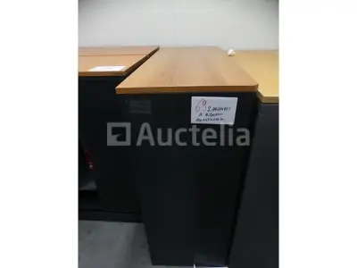 2 Lage kasten met luiken – kavel bij Auctelia, Saint-Gilles