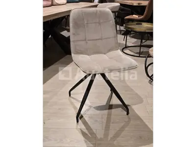 Nieuwe stoel in set bestaande uit 4 beige fluwelen stoelen – kavel bij Auctelia, Meix-devant-Virton