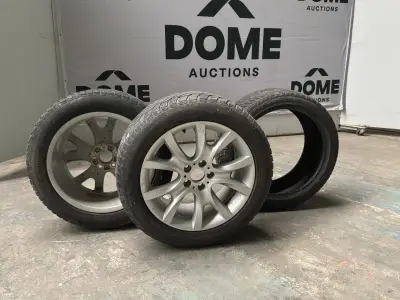 Milestone Autobanden (3x) – kavel bij Dome Auctions, Depot Deinze