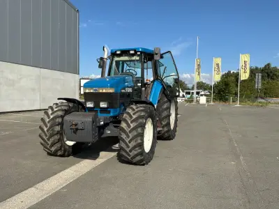 1994 Ford 8870 DT Vierwielaangedreven landbouwtractor – kavel bij Dome Auctions, Depot Deinze