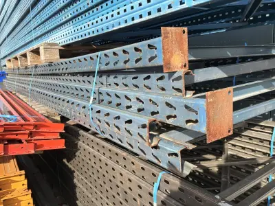 staanders voor palletstelling (9x) – kavel bij Dome Auctions, Bonheiden