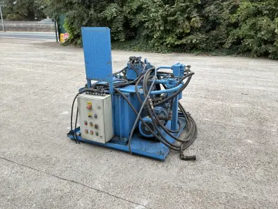 2003 Hydrosystems trekbank 12,5 Ton Hydraulische Unit +2 hydraulische cilinders – kavel bij Dome Auctions, Temse