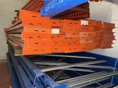 SOFECOME EUROSTORS Liggers voor palletstelling (35x) – kavel bij Dome Auctions, Bonheiden