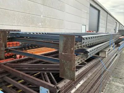 staanders voor palletstelling (4x) – kavel bij Dome Auctions, Bonheiden