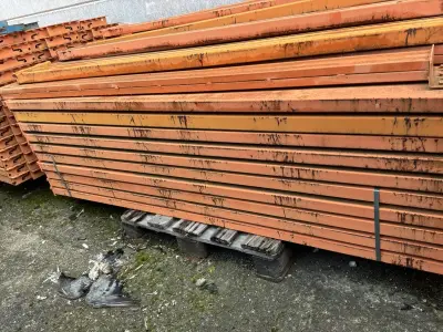 liggers voor palletstelling (74x) – kavel bij Dome Auctions, Bonheiden