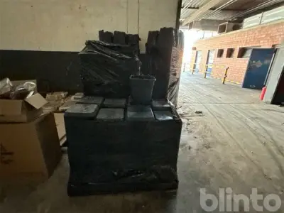3 Paletten Pflanztöpfe aus Kunststoff mit Untersetzern – ca. 700 Stk – kavel bij Blinto, Hamminkeln
