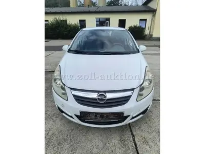 1 Opel Corsa – kavel bij Zoll-Auktion, Dresden