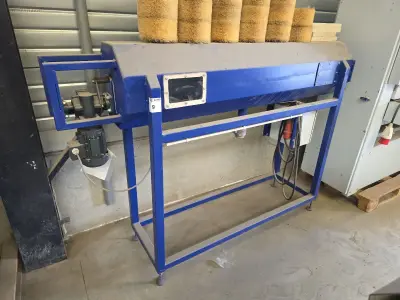 Industriële borstelmachine – kavel bij Auctim, Kinrooi
