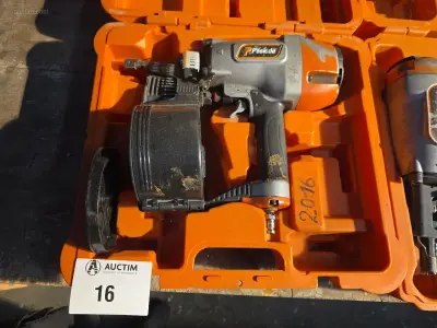 Pneumatische schiethamer Paslode CPN75.1 – kavel bij Auctim, B-9100 9100 Sint-Niklaas, Aerschotstraat 114