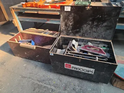 Divers handgereedschap No Name – kavel bij Auctim, B-9100 9100 Sint-Niklaas, Aerschotstraat 114