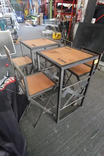 2x Hapkin bar-set + Hapkin parasol – kavel bij Openbare Verkopen, Gent