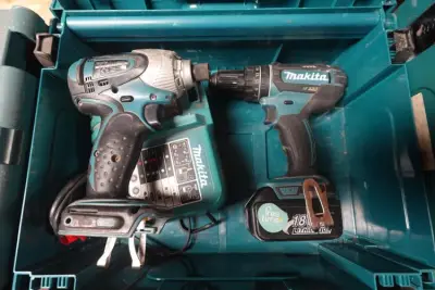 Accu slagschroevendraaier + boormachine Makita – kavel bij Openbare Verkopen, Gent