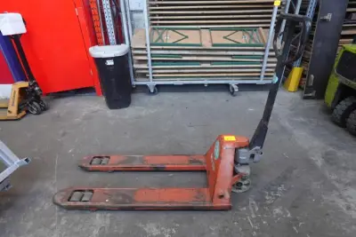 Transpallet – kavel bij Openbare Verkopen, Gent