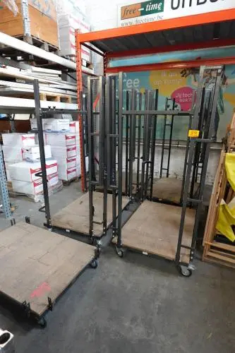 5x Metalen kar Flexfurn + onderdelen – kavel bij Openbare Verkopen, Gent