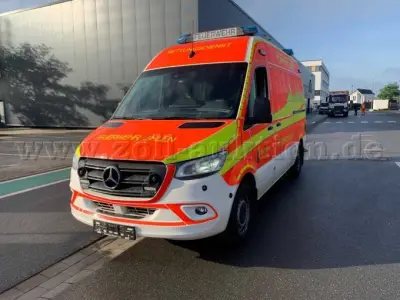 1 Mercedes Sprinter mit WAS KTW Ausbau – kavel bij Zoll-Auktion, Ahlen