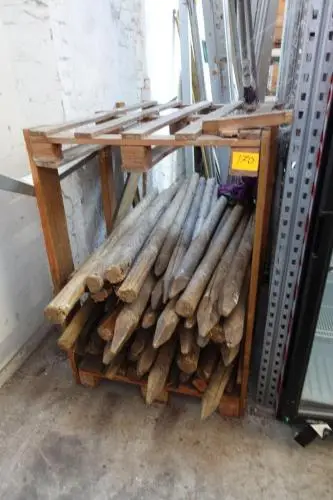 Pallet houten weidepalen – kavel bij Openbare Verkopen, Gent