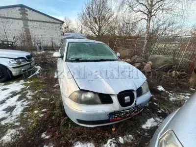 1 Seat Cordoba mit Schlüssel – kavel bij Zoll-Auktion, Hennigsdorf