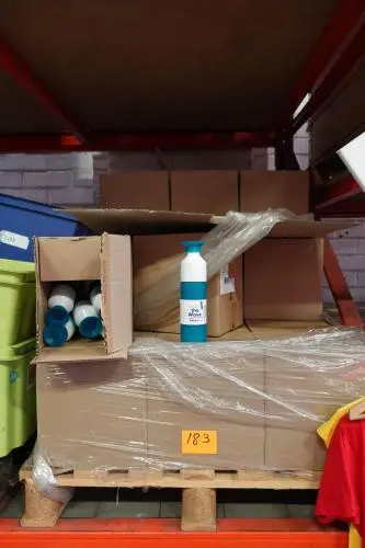 40x 12 Drinkfles Dopper – kavel bij Openbare Verkopen, Gent