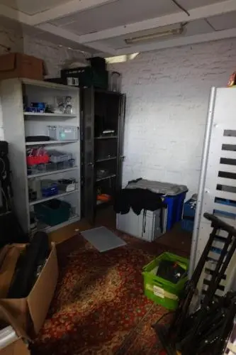 Partij divers muziek materiaal – kavel bij Openbare Verkopen, Gent