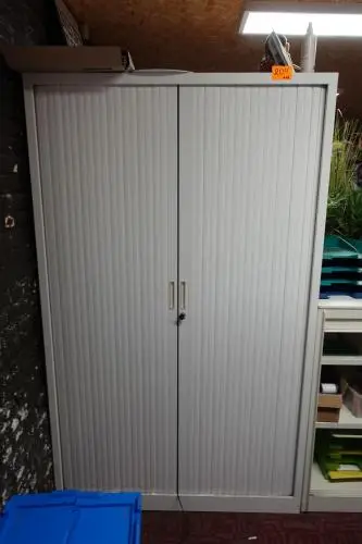 Metalen dossierkast + inhoud – kavel bij Openbare Verkopen, Gent