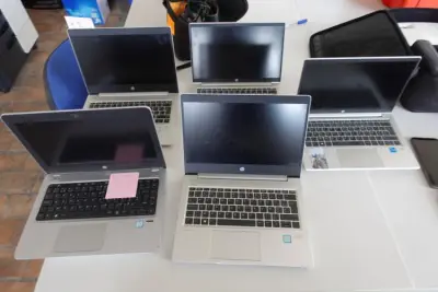 5 Diverse laptops – kavel bij Openbare Verkopen, Gent