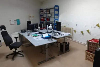 Inhoud bureau – kavel bij Openbare Verkopen, Gent