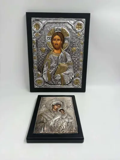 Set van Twee Byzantijnse Iconen – Griekse Zilveren Riza (950) op Houten Paneel – kavel bij De Kringwinkel, Gent