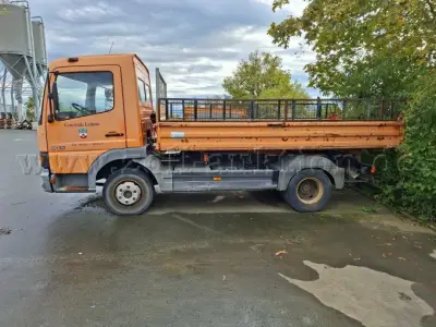 1 Dreiseitenkipper Daimler-Benz LKW 972.02 - defekt – kavel bij Zoll-Auktion, Lahnau