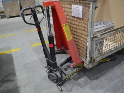 Scissor Lift Truck Schefer 1102010SLTM2 – kavel bij NetBid, Gerstungen