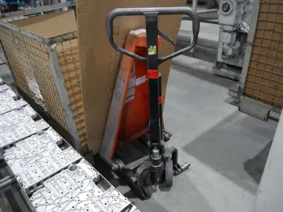 Scissor Lift Truck Schefer 1102011SLTM3 – kavel bij NetBid, Gerstungen