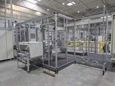 Posts, Feeders, Protective Enclosures, Floor Grates – kavel bij NetBid, Gerstungen