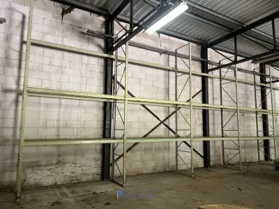 Metalen palletstelling – kavel bij VH Auctions