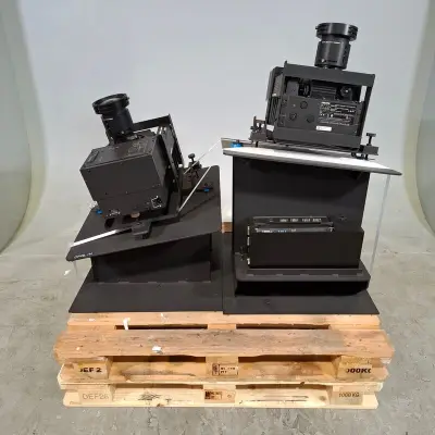 2x Led projector, Christie, Matrix StIM – kavel bij Domeinen Roerende Zaken, Groningen