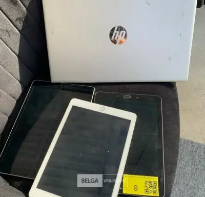 Diverse tablets en HP laptop – kavel bij Belga Veilingen, Knokke