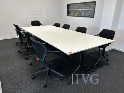 Besprechungstisch (weiß) – kavel bij IVG, Oyten