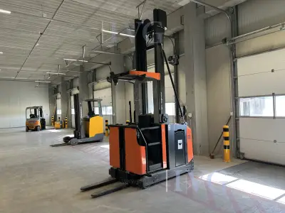 E-Gabelstapler TOYOTA OME100H – kavel bij IVG, Oyten