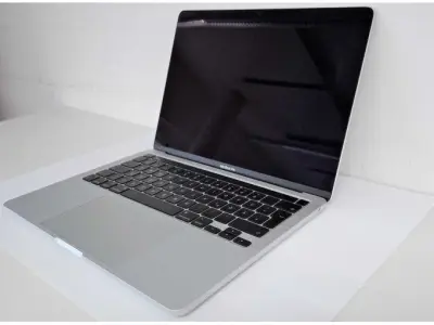 1 MacBook Pro 13", A2338, M1, 13,3" (ca. 33,78cm), Originalware – kavel bij Zoll-Auktion, Frankfurt am Main