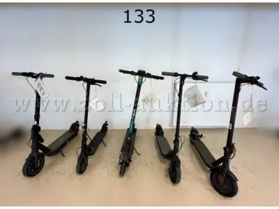 5 E-Scooter im Konvolut, verschiedene Marken – kavel bij Zoll-Auktion, Hamburg