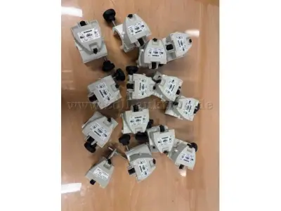 14 Halterungen für Spritzenpumpe (Braun Perfusor Compact) – kavel bij Zoll-Auktion, Hürth