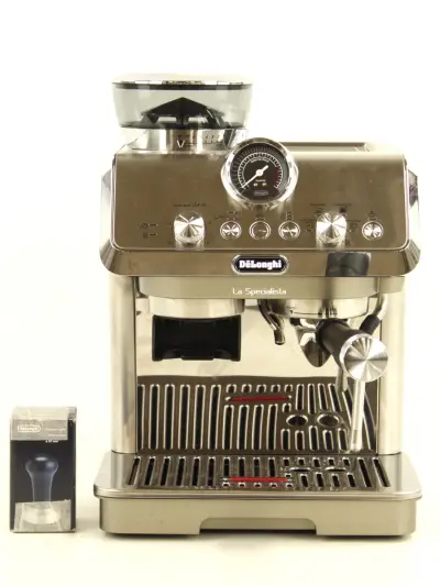 Espressomachine DeLonghi EC9255.M La Specialista met tamper – kavel bij De Kringwinkel, Antwerpen