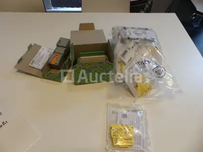 Elektronische Elementenset – kavel bij Auctelia, Drogenbos