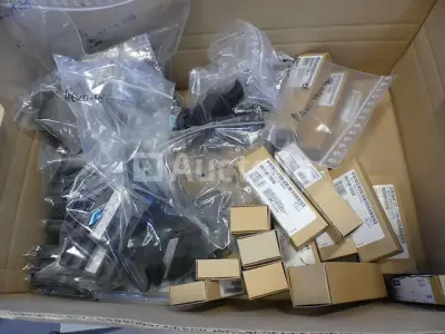 Elektronische Elementenset – kavel bij Auctelia, Drogenbos