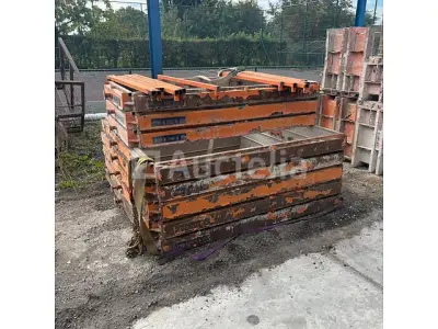 Bekisting voor betonnen platen Betonblok – kavel bij Auctelia, Gembloux