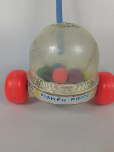 Vintage Fisher Price Corn Popper loopwagen speelgoed – kavel bij De Kringwinkel, Sint-Niklaas