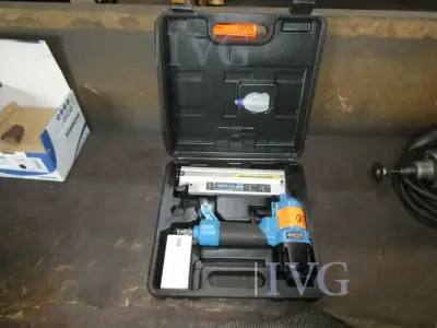Druckluft-Klammergerät GÜDE – kavel bij IVG, Velen
