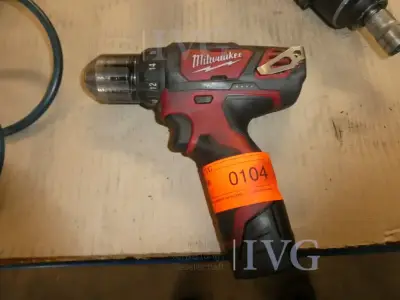 Akkuschrauber MILWAUKEE M12 BDD – kavel bij IVG, Velen