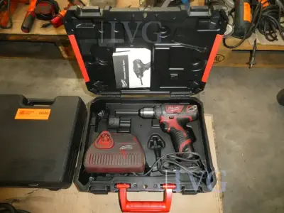 Akkuschrauber MILWAUKEE M12 BDD – kavel bij IVG, Velen
