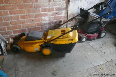 Grasmachine – kavel bij Vlavem